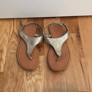 American eagle sandals